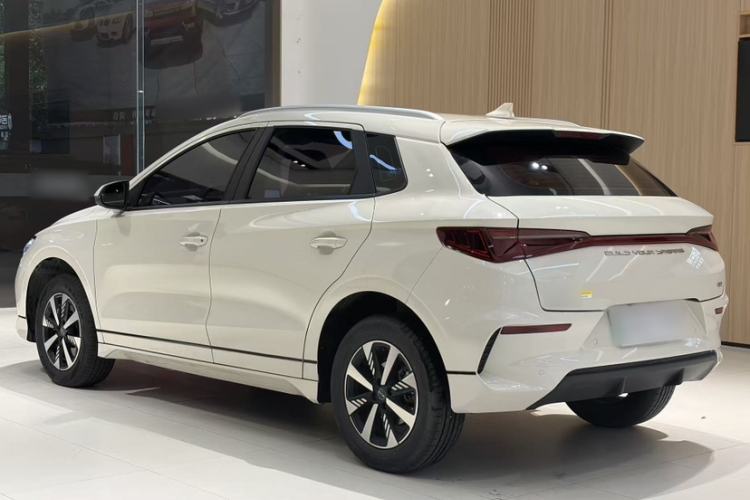 Used BYD e2 2023 Luxury Model Exterior 5