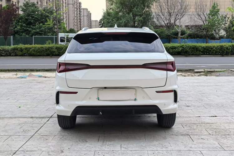 Used BYD e2 2023 Luxury Model Exterior 7