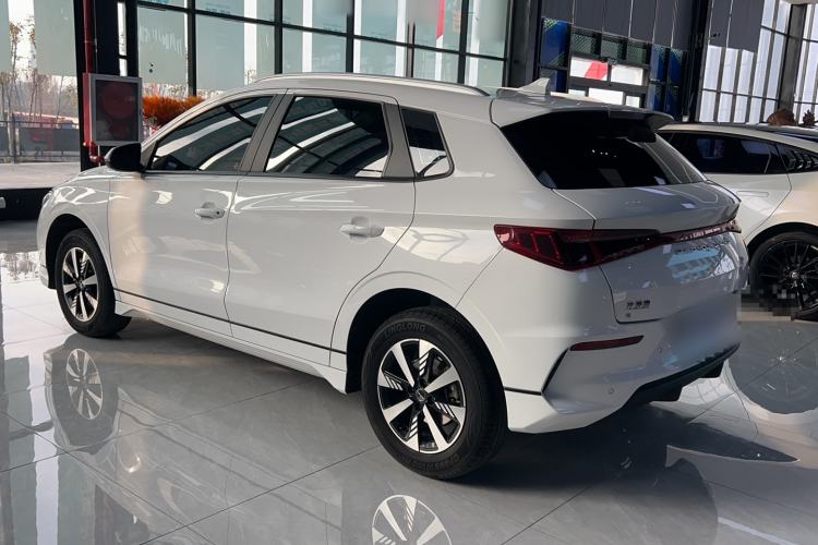 Used BYD e2 2023 Luxury Model Exterior 7