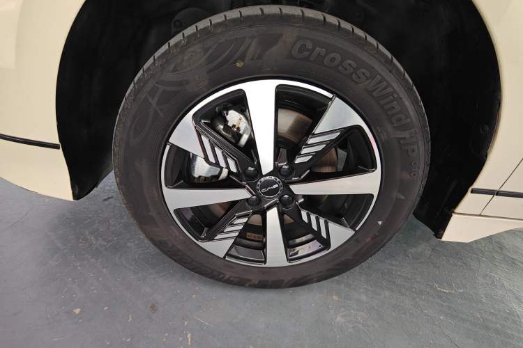 Used BYD e2 2023 Luxury Model Exterior 7