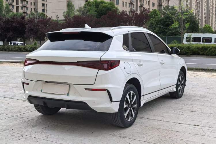 Used BYD e2 2023 Luxury Model Exterior 8