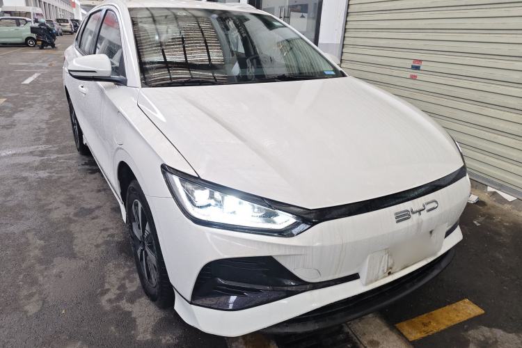 Used BYD e2 2023 Luxury Model Front Right 45 Deg