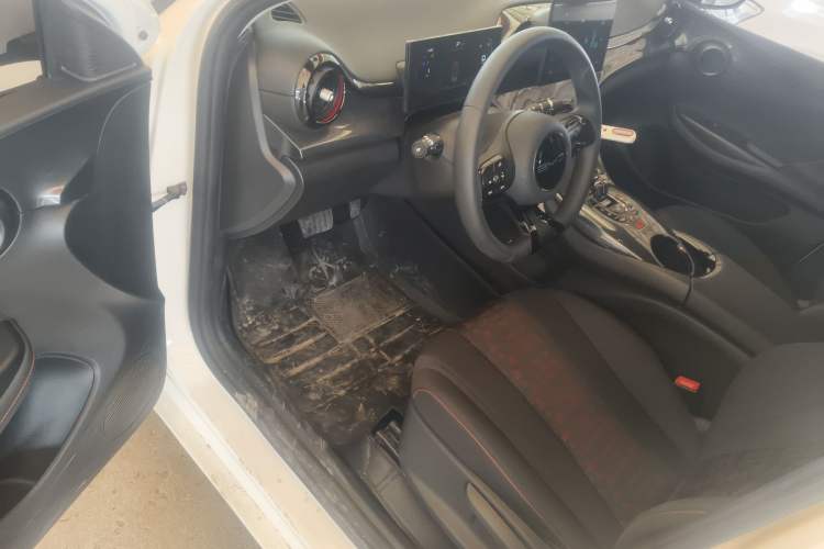Used BYD e2 2023 Comfort Model Interior 3
