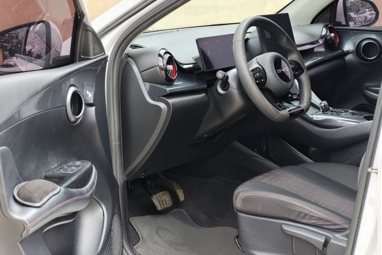 Used BYD e2 2023 Comfort Model Interior 5