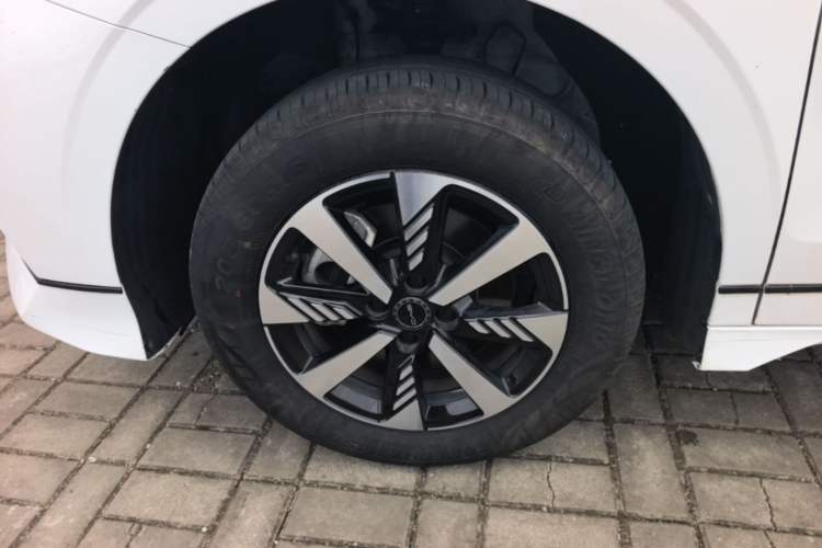 Used BYD e2 2023 Comfort Model Left Front Wheel Hub