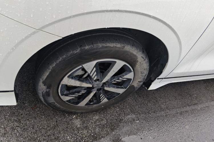 Used BYD e2 2023 Luxury Model Left Front Wheel Hub