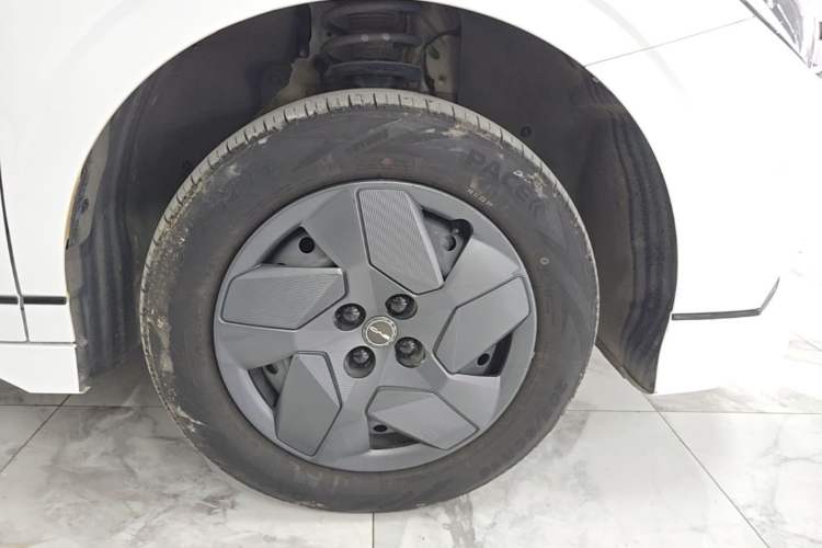 Used BYD e2 2023 Comfort Model Left Front Wheel Hub