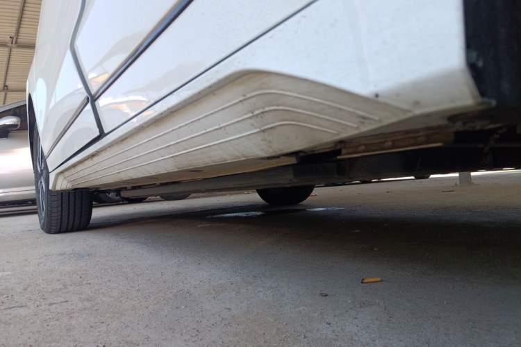 Used BYD e2 2023 Luxury Model Left Side Sill