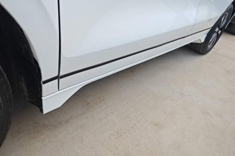 Used BYD e2 2023 Luxury Model Left Side Sill