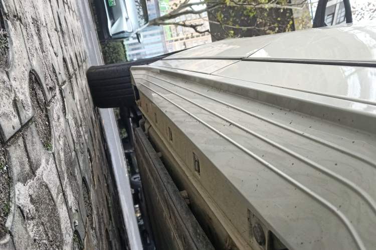 Used BYD e2 2023 Comfort Model Left Side Sill
