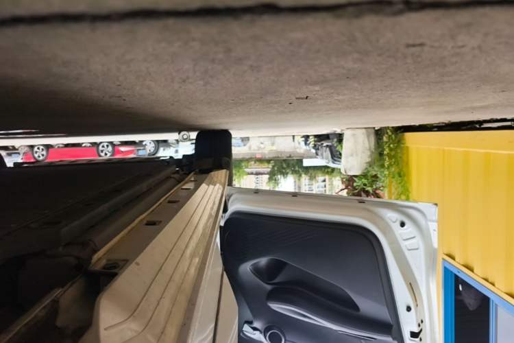 Used BYD e2 2023 Comfort Model Left Side Sill