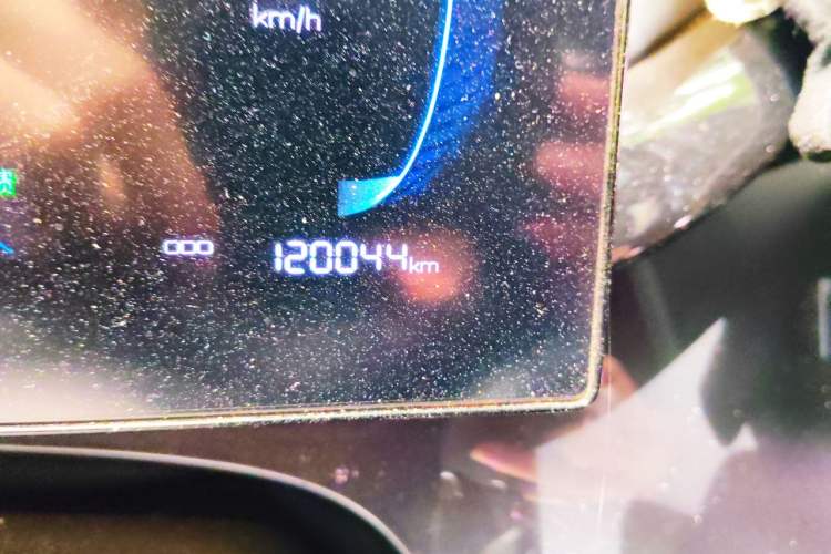 Used BYD e2 2023 Luxury Model Odometer Close Up