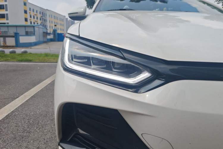 Used BYD e2 2023 Luxury Model Right Front Headlight