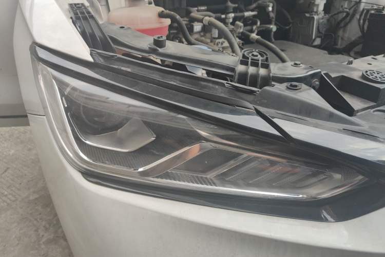 Used BYD e2 2023 Comfort Model Right Front Headlight