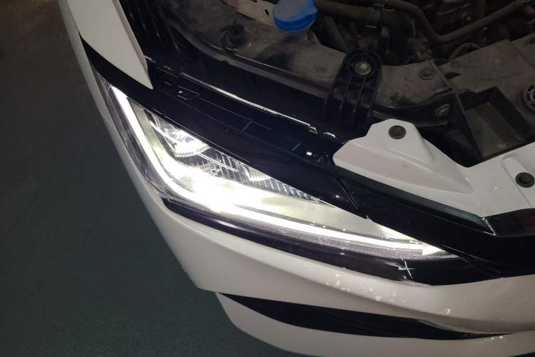 Used BYD e2 2023 Luxury Model Right Front Headlight