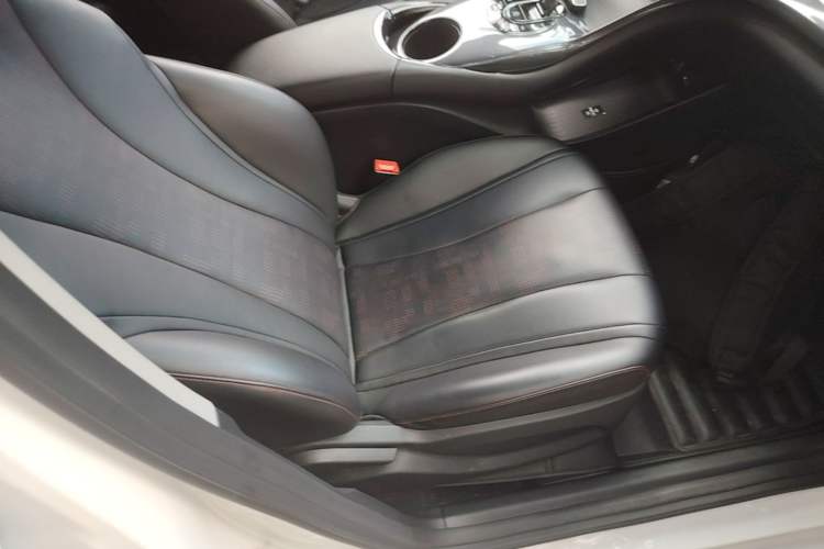 Used BYD e2 2023 Luxury Model Right Front Seat