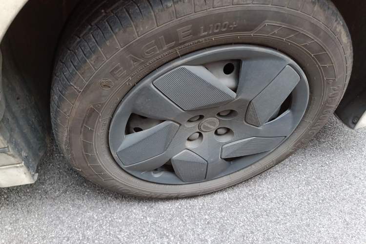 Used BYD e2 2023 Comfort Model Right Front Wheel Hub