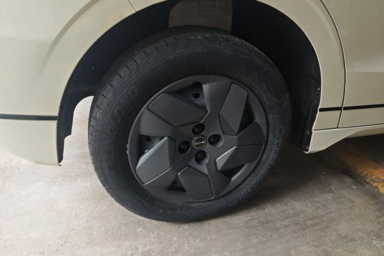 Used BYD e2 2023 Comfort Model Right Rear Wheel Hub