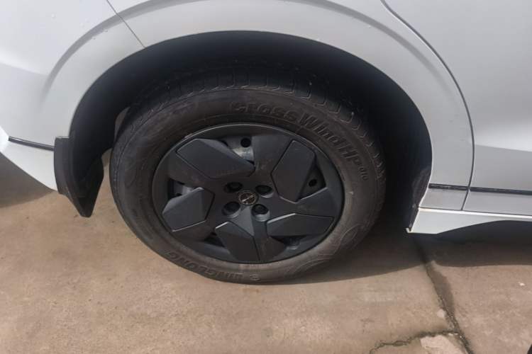 Used BYD e2 2023 Comfort Model Right Rear Wheel Hub