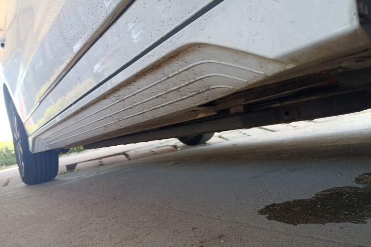 Used BYD e2 2023 Luxury Model Right Side Sill