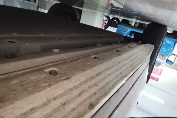 Used BYD e2 2023 Comfort Model Right Side Sill
