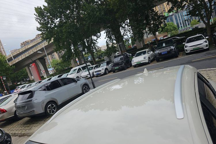 Used BYD e2 2023 Comfort Model Roof