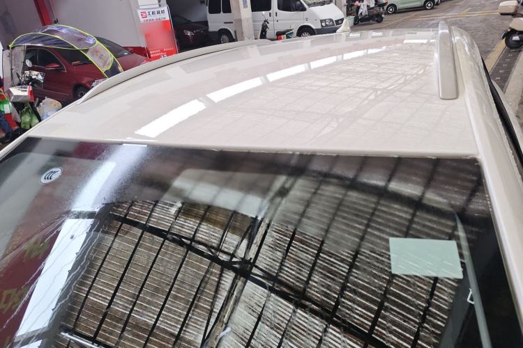 Used BYD e2 2023 Luxury Model Roof
