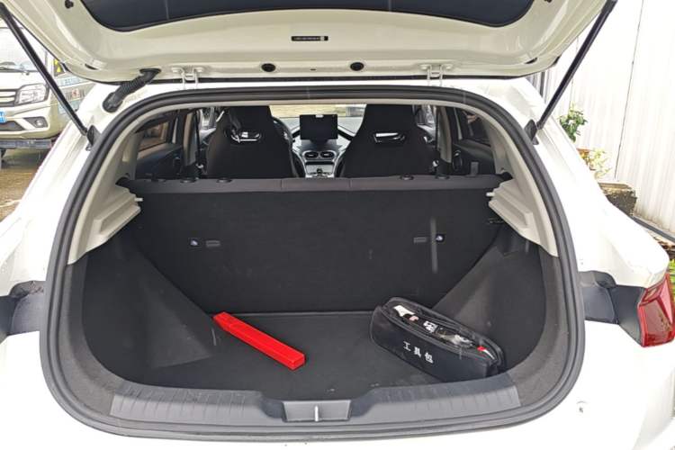 Used BYD e2 2023 Comfort Model Trunk