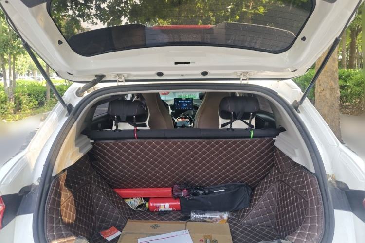 Used BYD e2 2023 Comfort Model Trunk