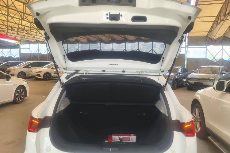Used BYD e2 2023 Comfort Model Trunk