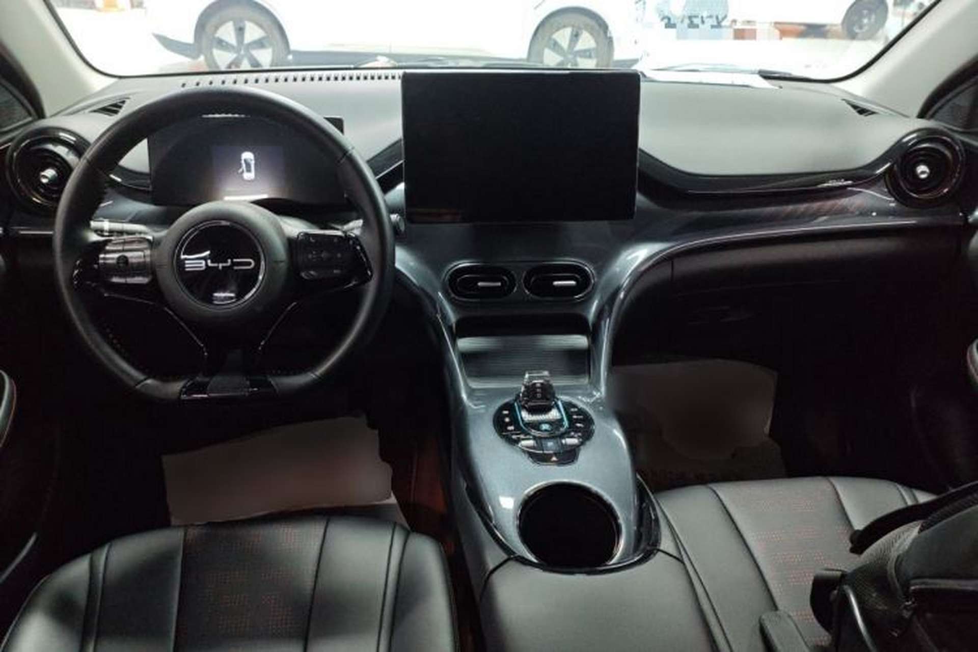 Used BYD e2 2023 Luxury Model Center Console