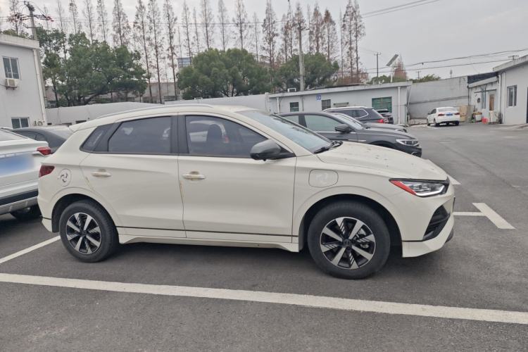 Used BYD e2 2023 Luxury Model Exterior 2