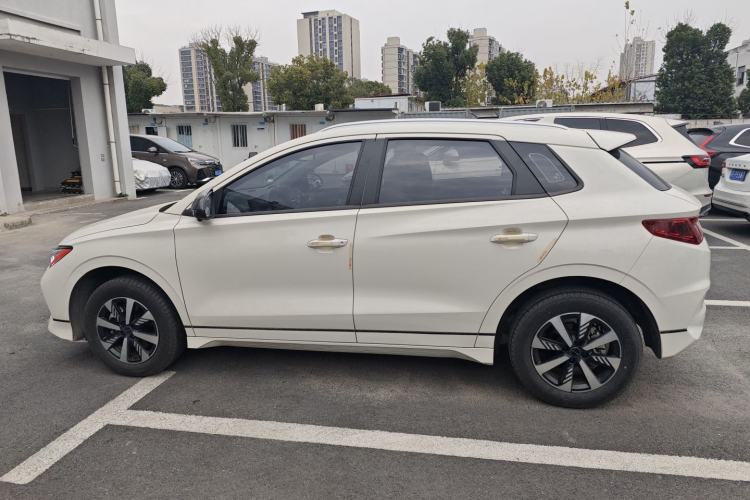 Used BYD e2 2023 Luxury Model Exterior 5