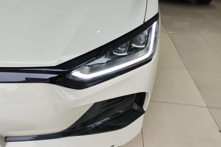 Used BYD e2 2023 Luxury Model Left Front Headlight