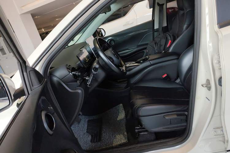 Used BYD e2 2023 Luxury Model Left Front Seat