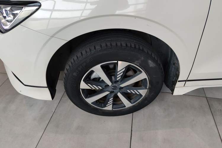 Used BYD e2 2023 Luxury Model Left Front Wheel Hub