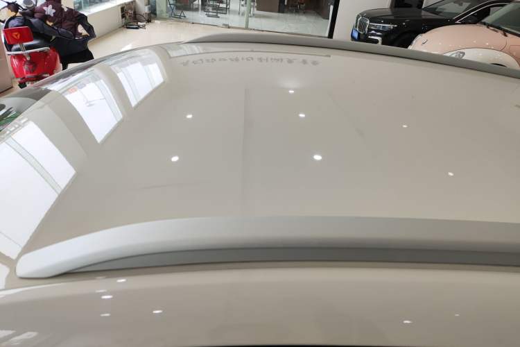 Used BYD e2 2023 Luxury Model Roof