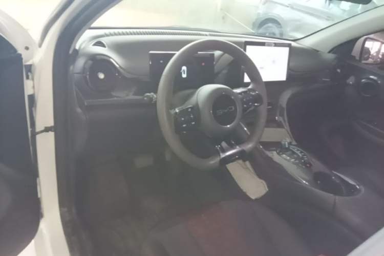 Used BYD e2 2024 Honor Edition Comfort Model Center Console