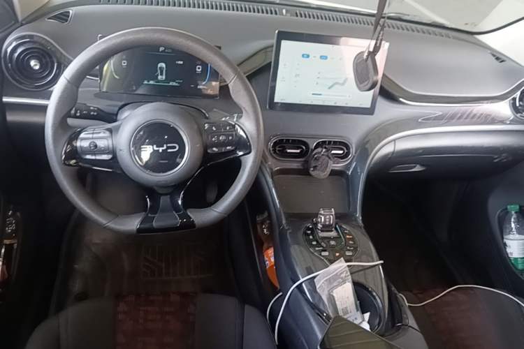 Used BYD e2 2024 Honor Edition Comfort Model Center Console