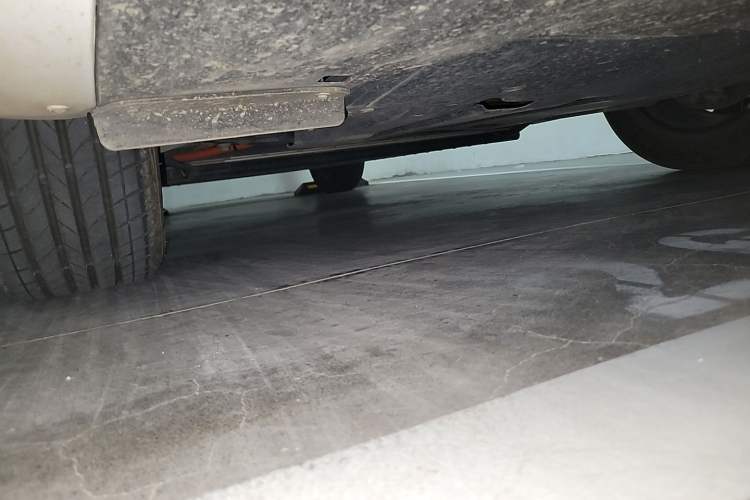 Used BYD e2 2024 Honor Edition Luxury Model Chassis Front Right