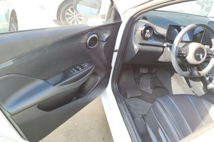 Used BYD e2 2024 Honor Edition Luxury Model Driver Seat
