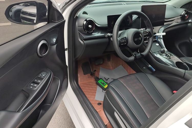 Used BYD e2 2024 Honor Edition Luxury Model Driver Seat