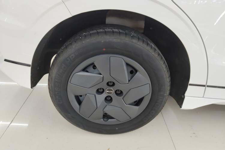 Used BYD e2 2024 Honor Edition Comfort Model Exterior 8