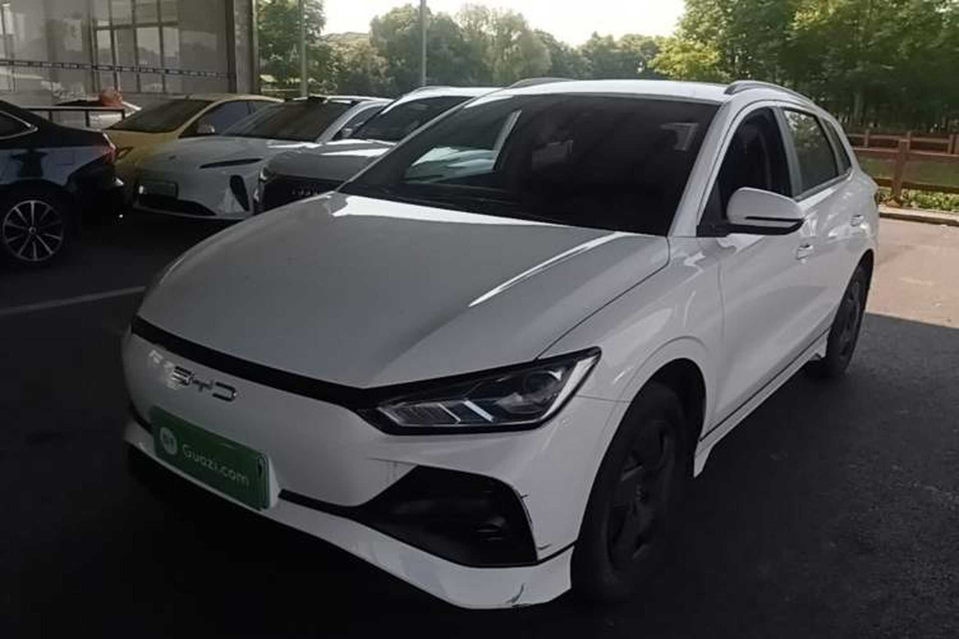 Used BYD e2 2024 Honor Edition Comfort Model Front Left 45 Deg
