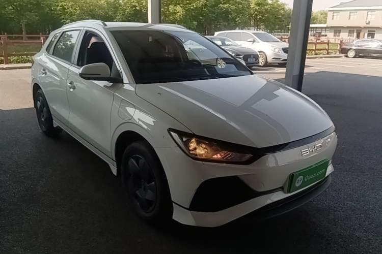 Used BYD e2 2024 Honor Edition Comfort Model Front Right 45 Deg