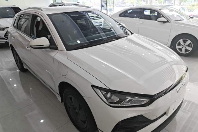 Used BYD e2 2024 Honor Edition Comfort Model Front Right 45 Deg