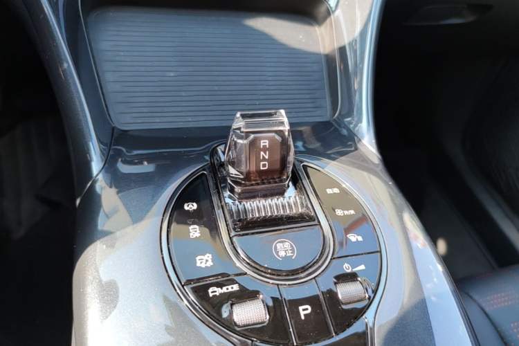 Used BYD e2 2024 Honor Edition Luxury Model Gear Lever