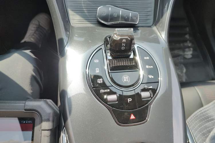 Used BYD e2 2024 Honor Edition Luxury Model Gear Lever