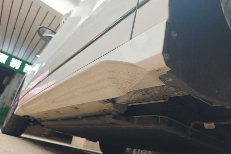 Used BYD e2 2024 Honor Edition Comfort Model Left Side Sill