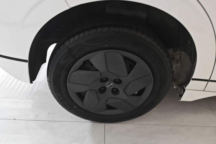 Used BYD e2 2024 Honor Edition Comfort Model Right Rear Wheel Hub
